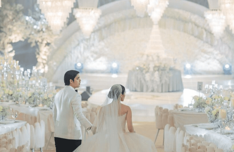 How to Operate a Successful Wedding Business