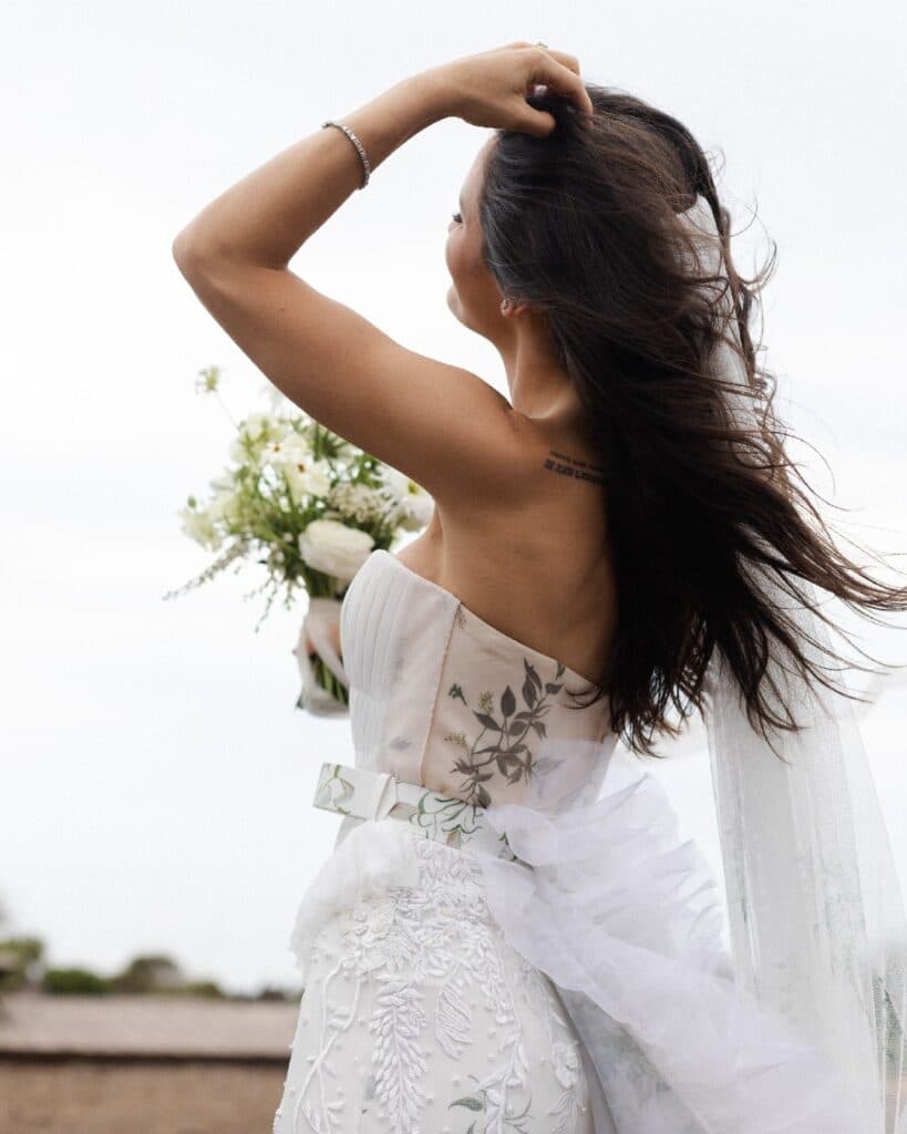 We love the embroidery on Hermione de Paula