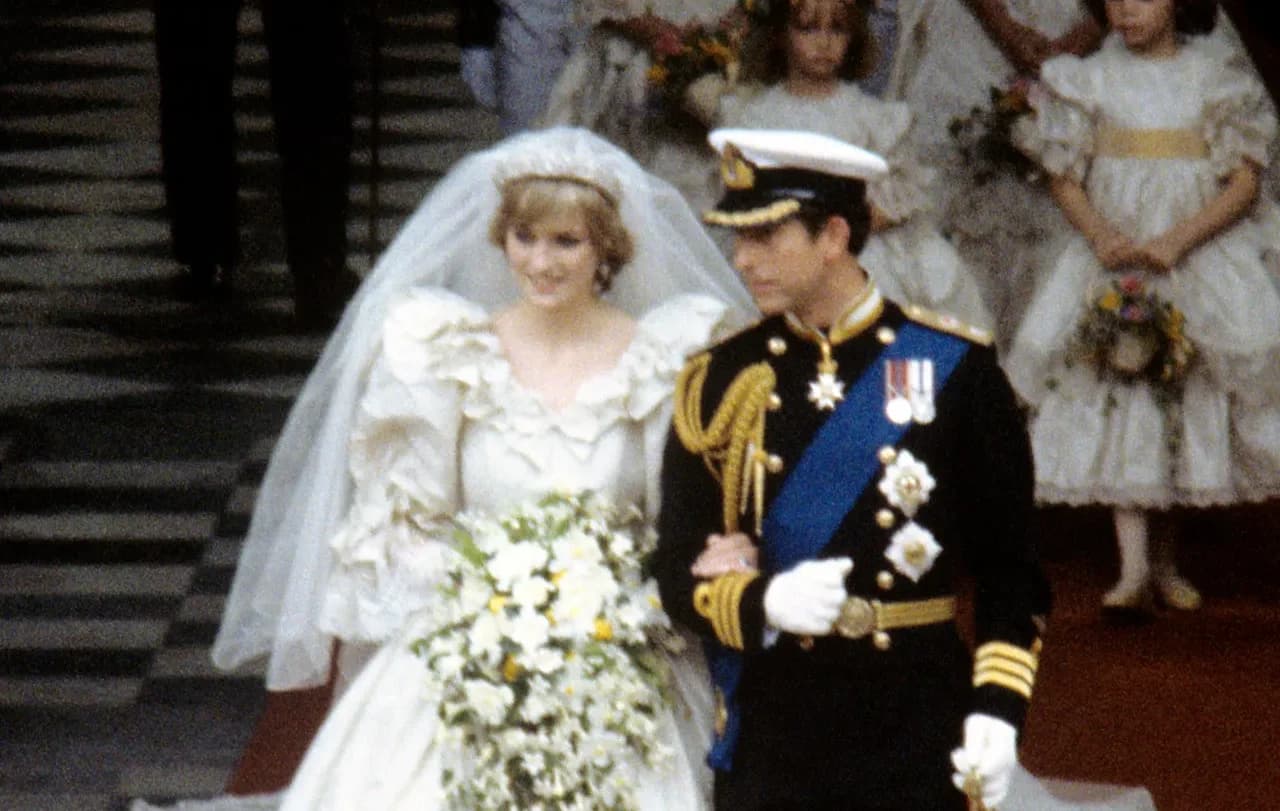 The Most Unforgettable Wedding Dresses Of All Time