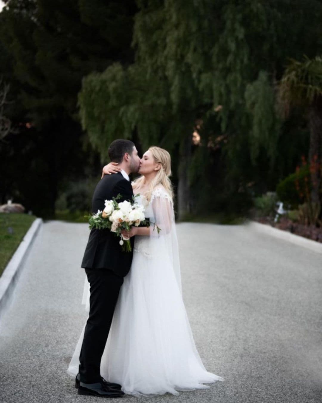 Abigail Breslin Marries Long-Time Love Ira Kunyansky
