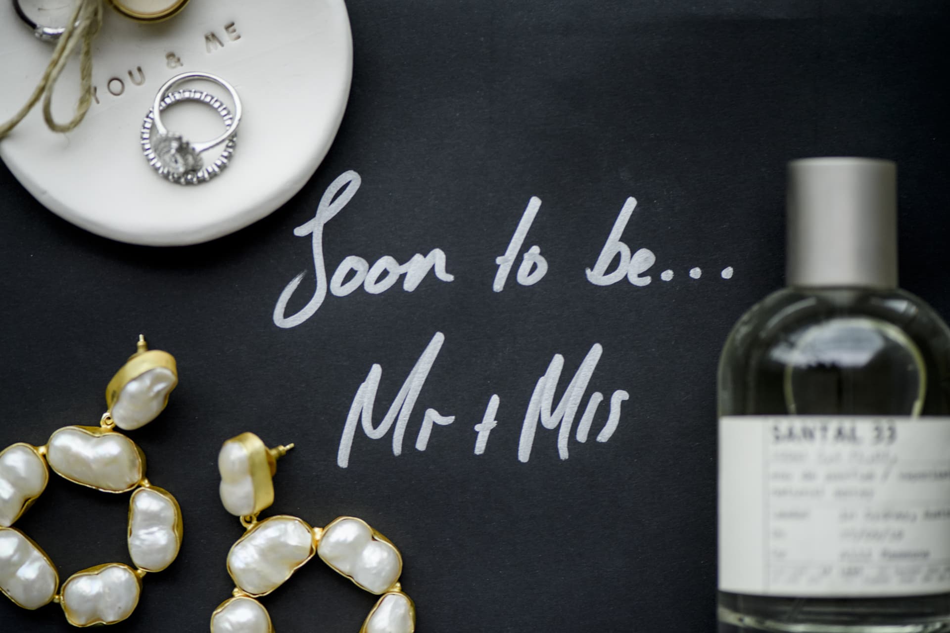 The Digital Age of Weddings – What Couples are Doing Online