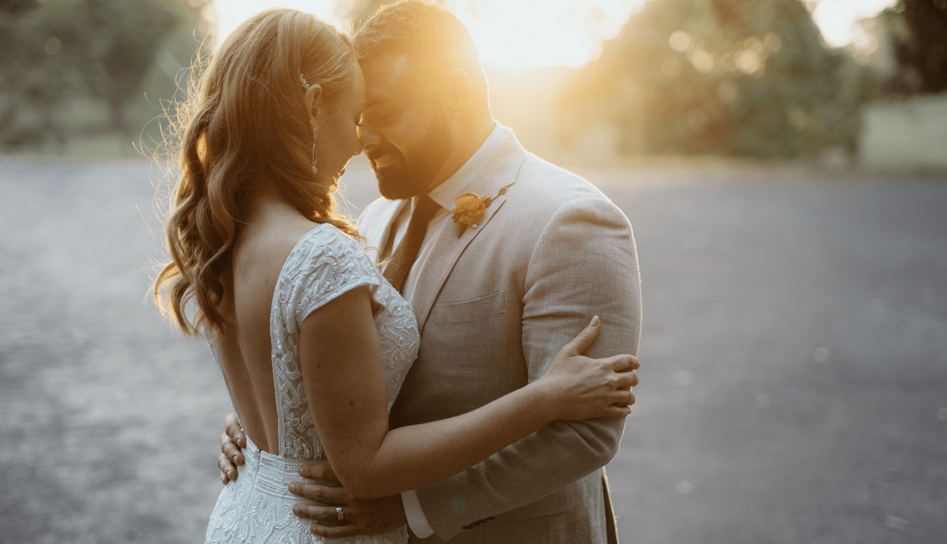 A Romantic 35-Guest Wedding With Vibrant Florals