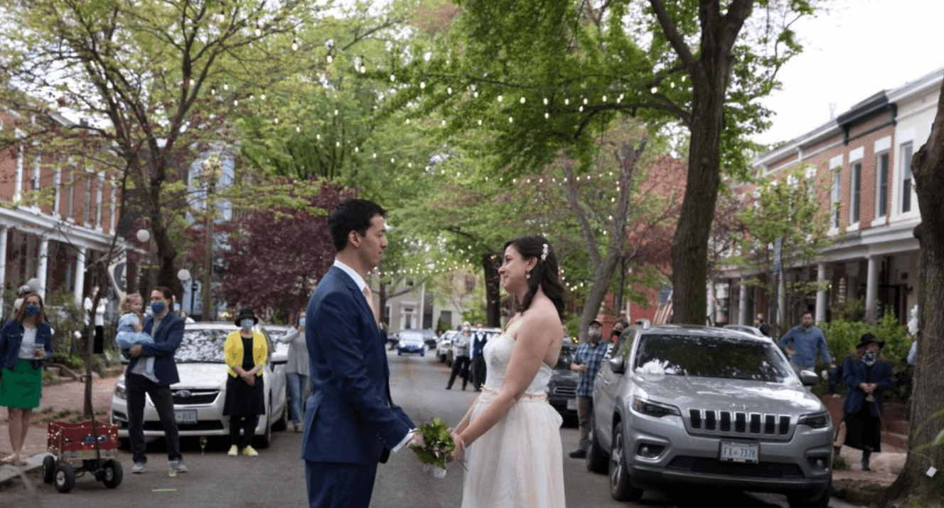 Incredible Neighbours Help Couple Marry On The Street