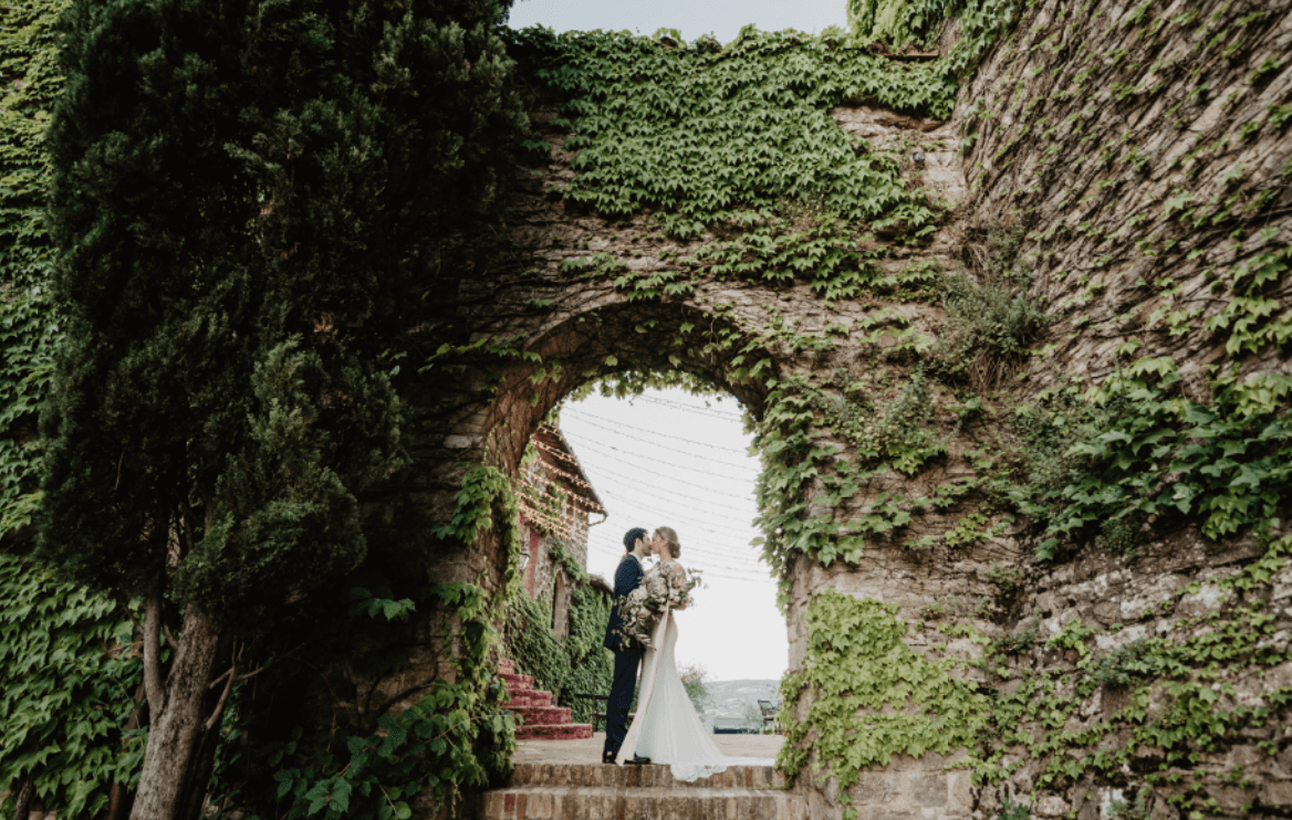 An Al-Fresco Destination Wedding In Umbria, Italy