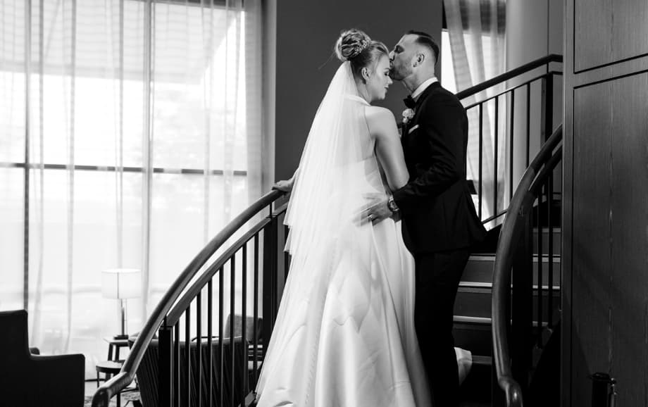 An Elegant And Timeless  Wedding At The William Inglis Hotel