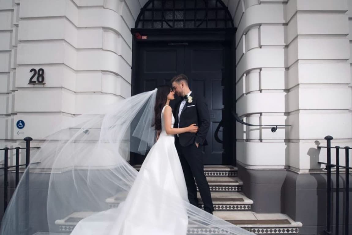 A Beautifully Timeless And Classic Wedding