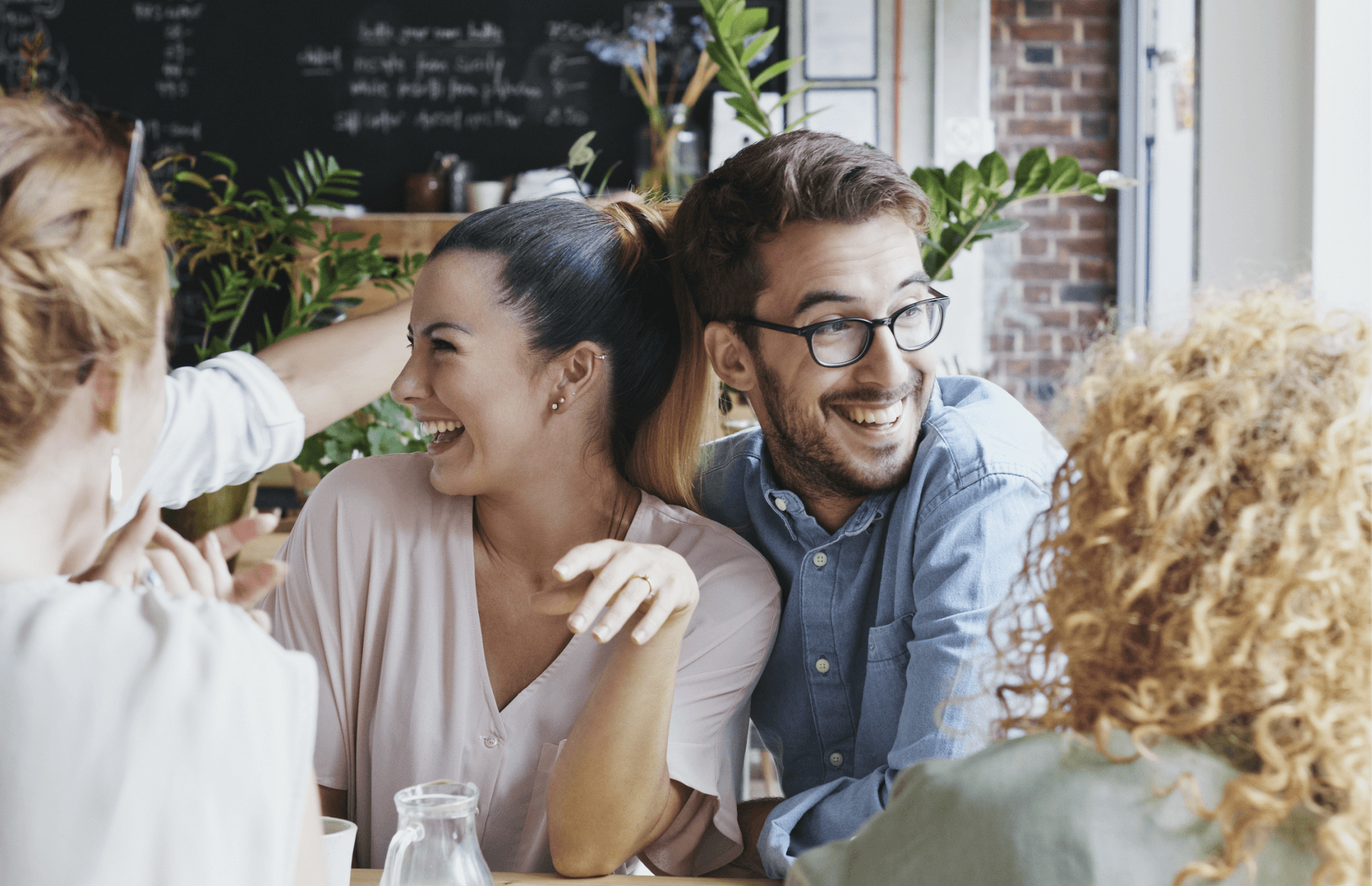 4 reasons to ENSURE your ring is INSURED! Everything you need to know about protecting your new diamond ring.