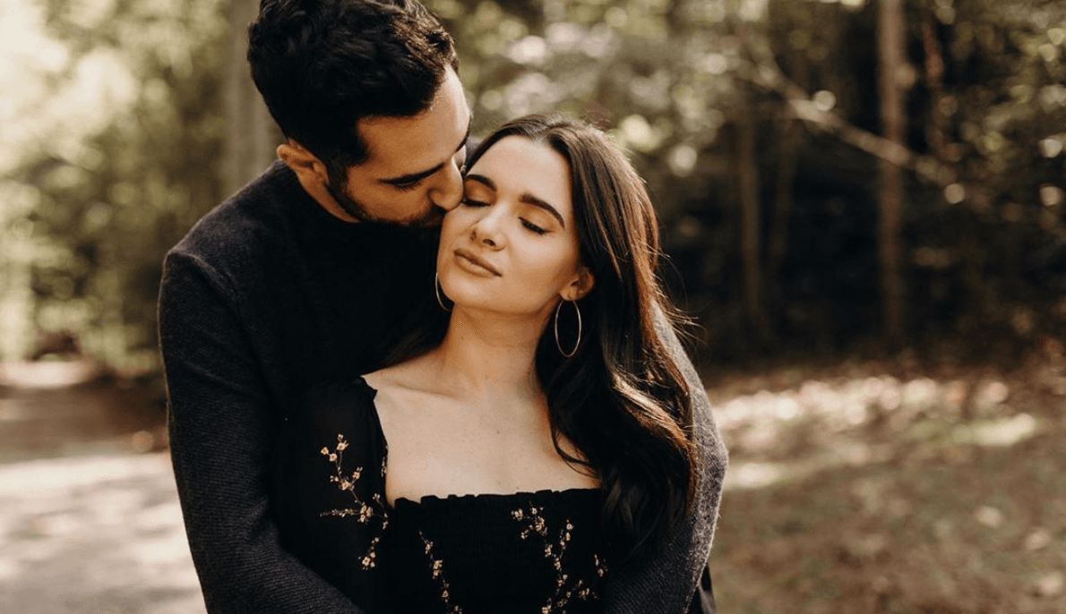 The Bold Type Actress Just Got Married And Looked Gorgeous