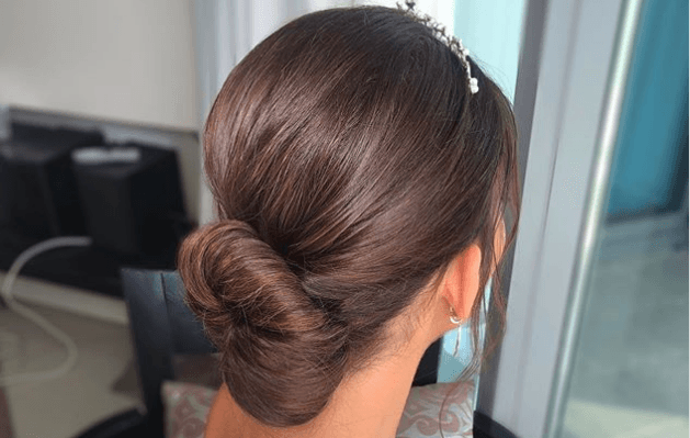 20 Upstyle Wedding Hair Ideas We Are Obsessed With For A Spring/Summer Wedding