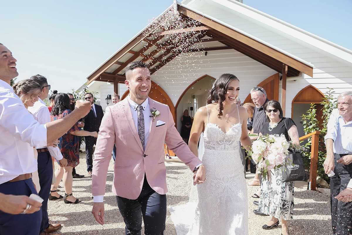 An Elegant Wedding With White & Blush Palette
