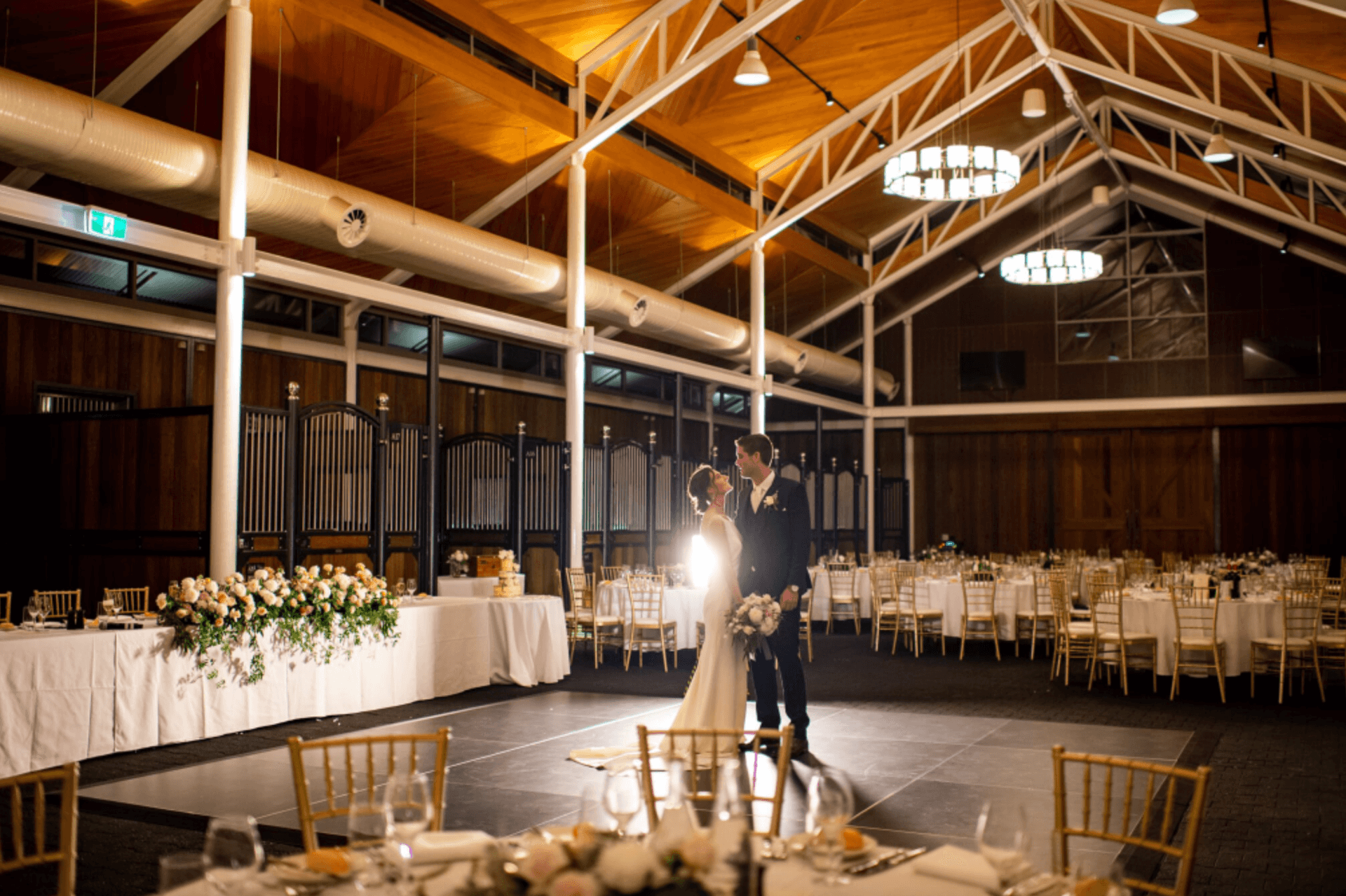 A Beautiful And Rustic Wedding At William Inglis Hotel