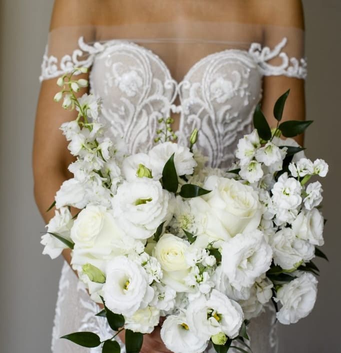 5 Ways To Preserve Your Wedding Bouquet