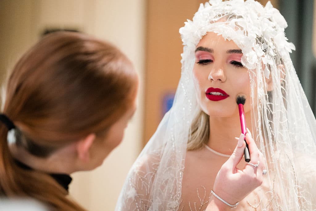 5 Things to Know If You’re Considering Eyelash Extensions For Your Wedding