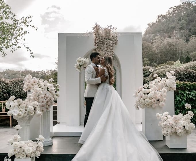 The Latest in Floral Wedding Trends