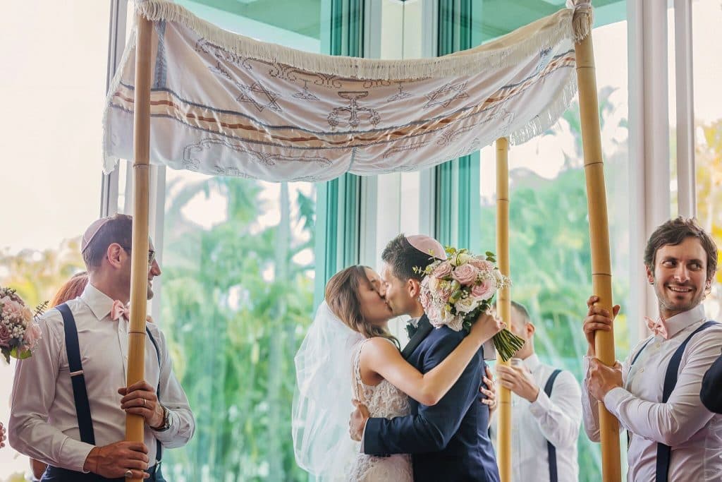 A Vibrant Jewish Wedding On The Gold Coast