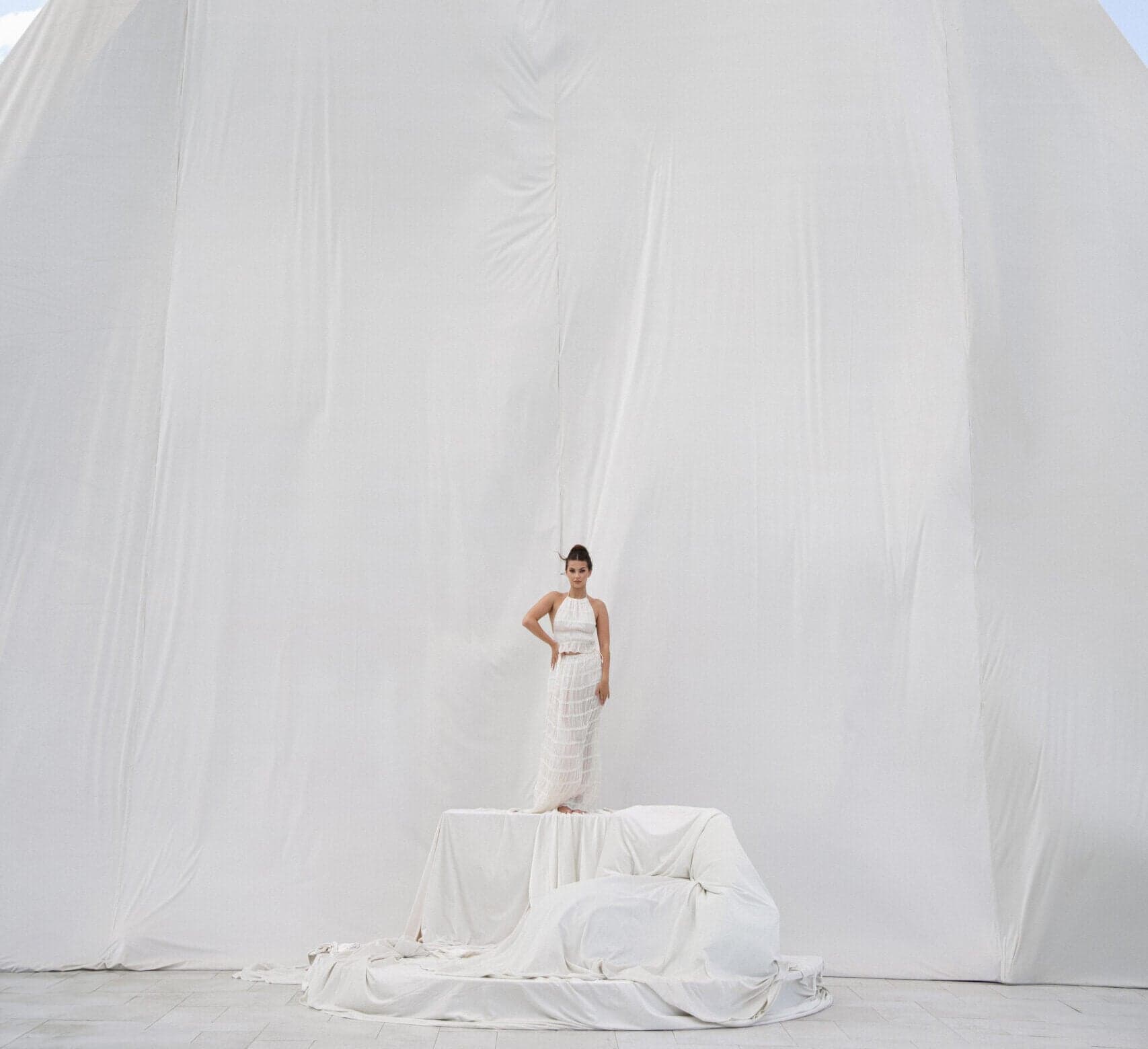 A Wedding of Balance: David & Kristina’s Epic Fusion of Classicism and Party Vibes