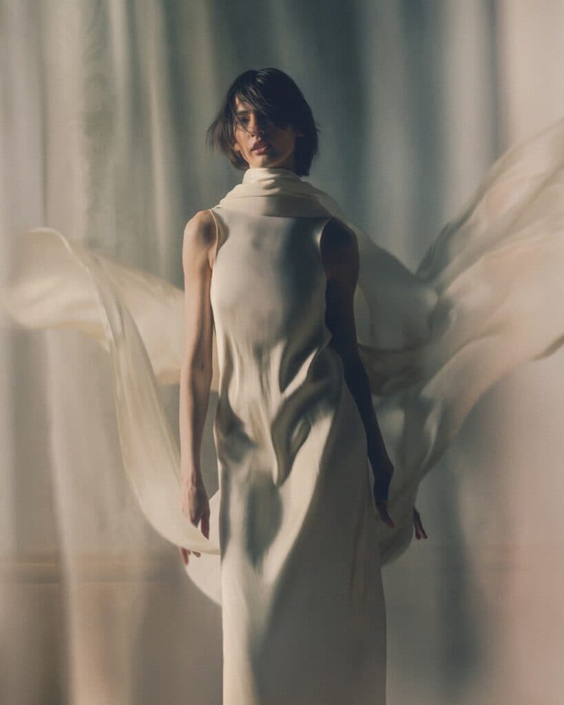 Pantone | Cloud Dancer