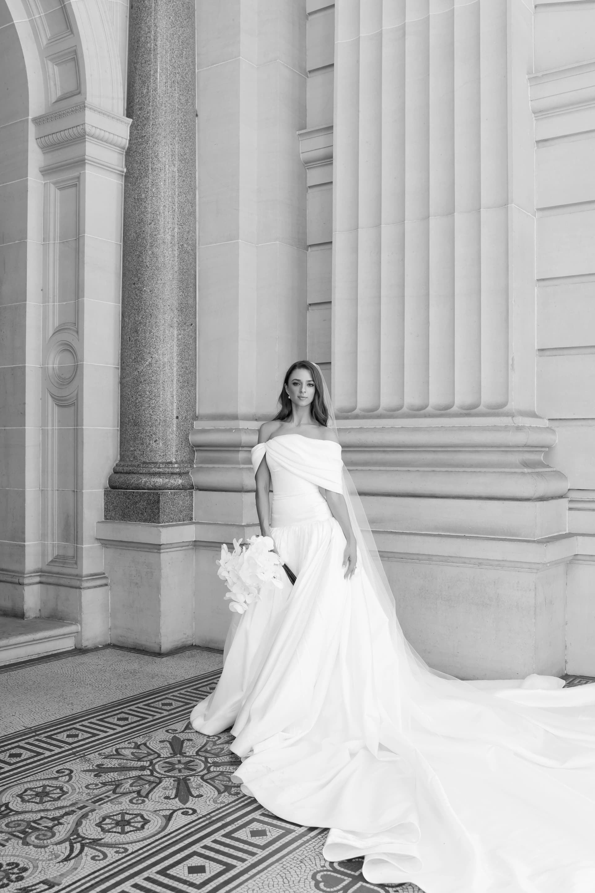 She Didn’t Just Wear a Dress, She Wore a Masterpiece: Inside Alicia’s Antoinette Fusillo Bridal Moment