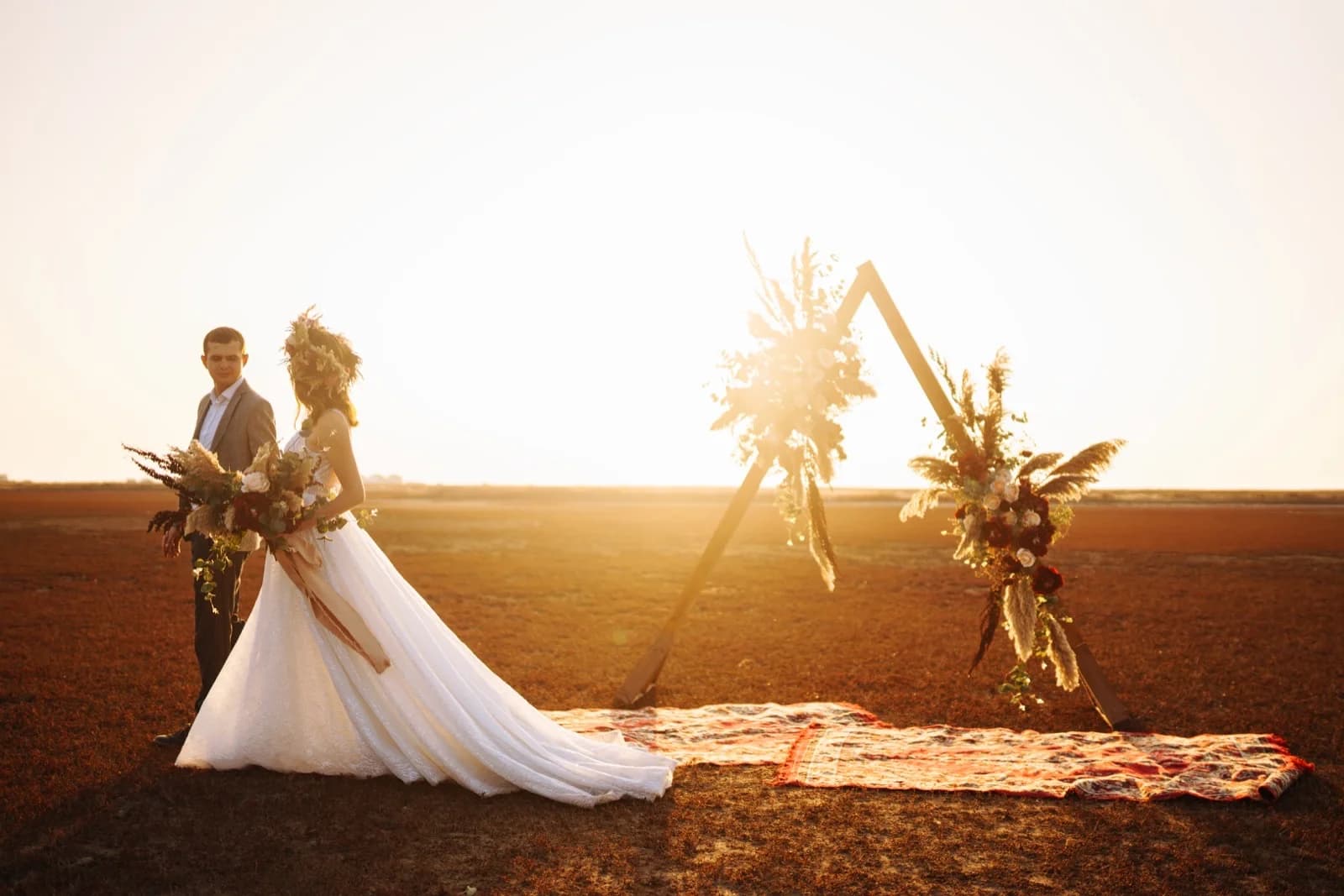 What Is a Desert Wedding Like?