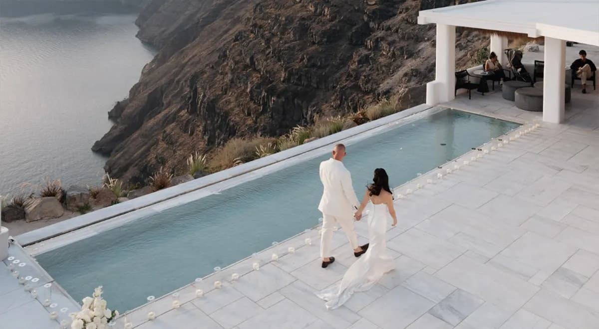 Be Featured on Wedded Wonderland