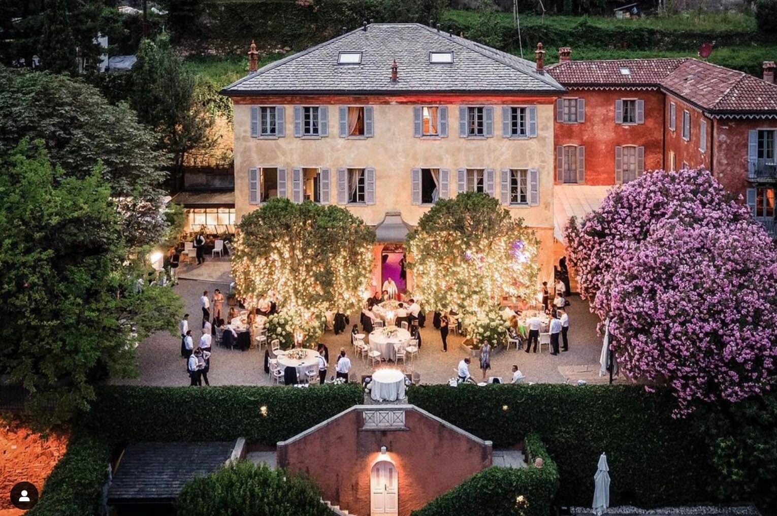 themed wedding