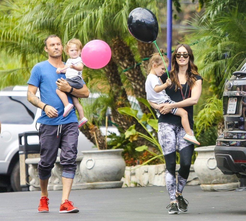 megan-fox-brian-austin-green family balloons