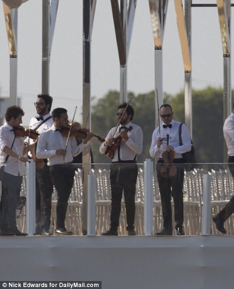 live band