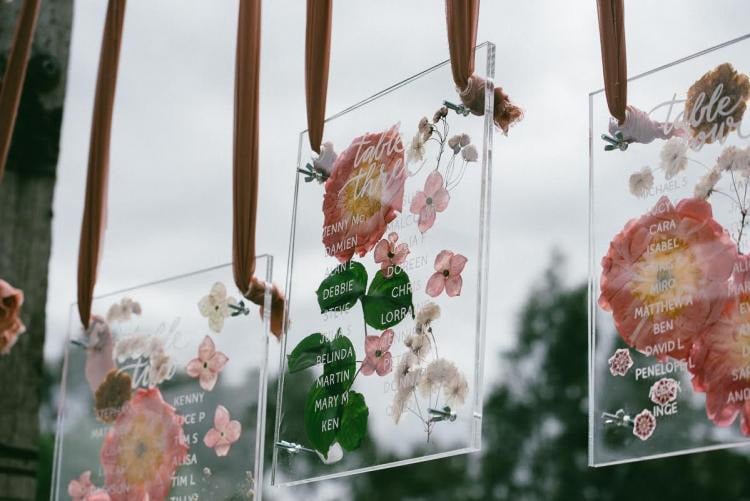 pressed flowers wedding ideas