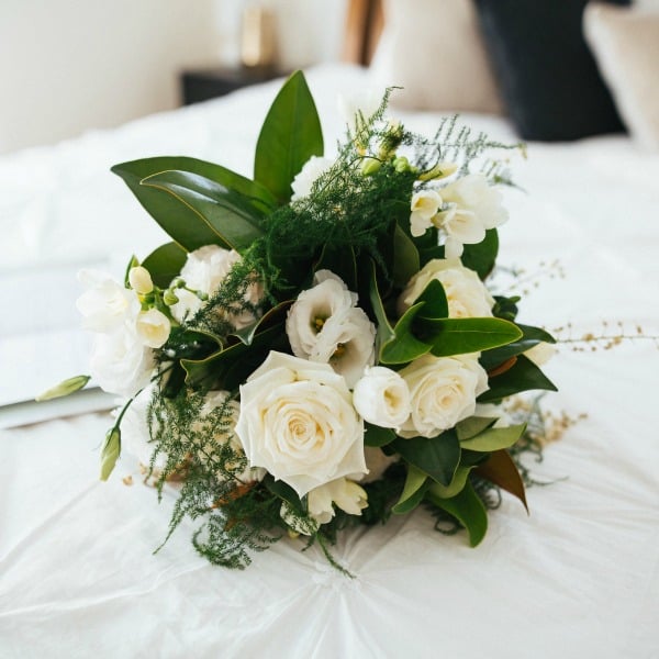 modern black and white wedding 
