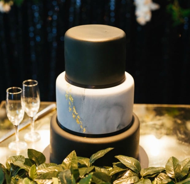 modern black and white wedding 