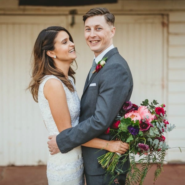 kathryn and ben relaxed country wedding 