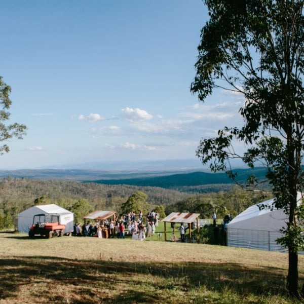 dermont and jess country wedding