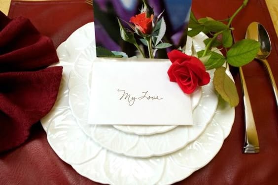 7 romantic scavenger hunt clues for couples to lead each other to a Valentine gift, weekend getaway, or any "just because I love you" surprise.: 