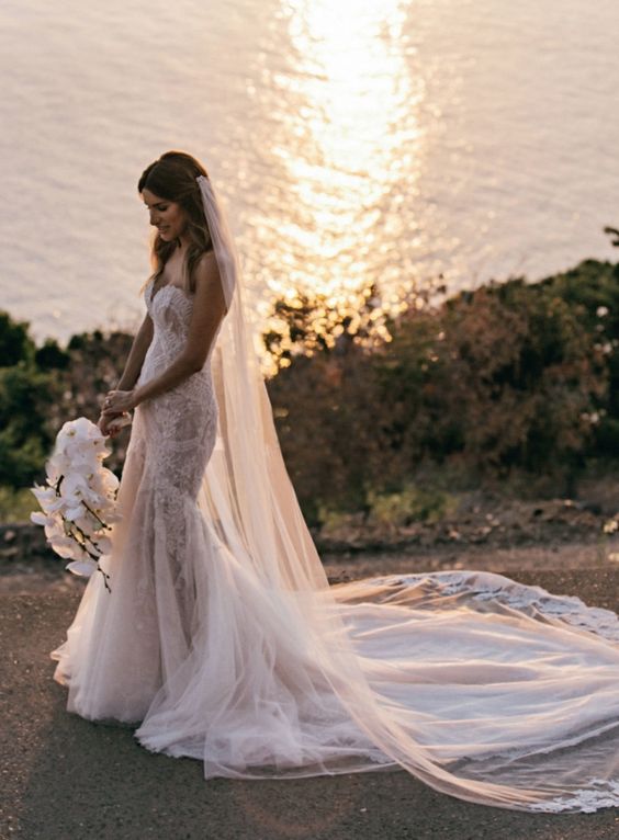 Inside a picture perfect tropical island wedding: 