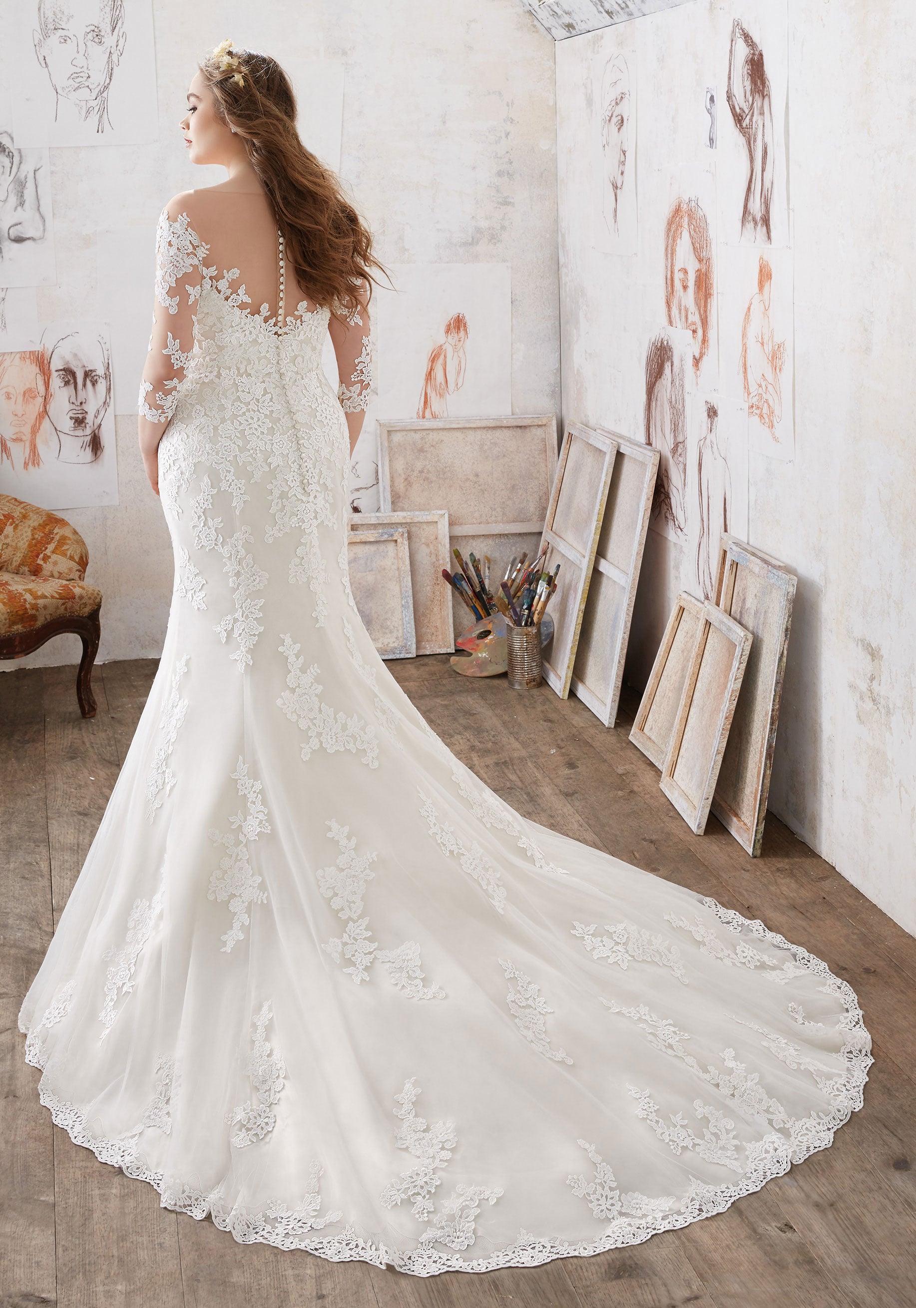 bride gown plus-size, plus-sized wedding dress 2017, morilee madeline gardner plus-size, madeline gardner bride, spring 2017 wedding dress plus-size, plus-size bride