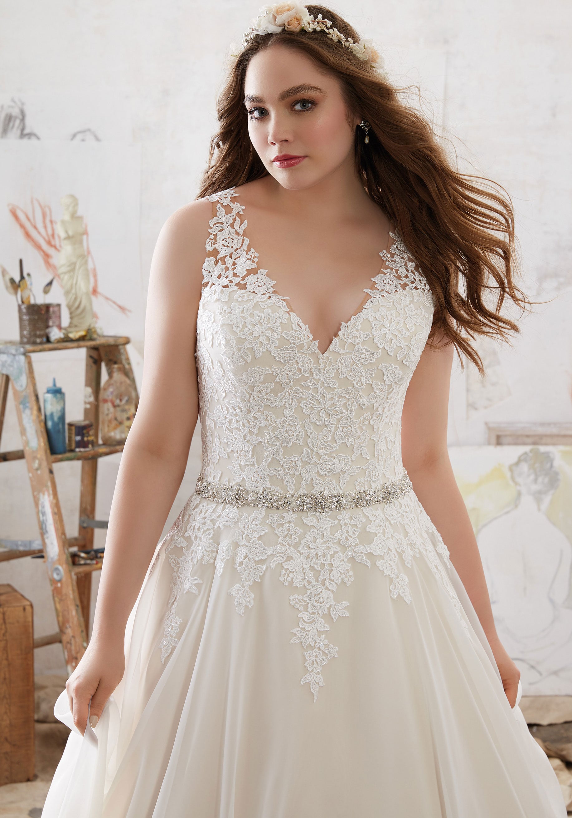 bride gown plus-size, plus-sized wedding dress 2017, morilee madeline gardner plus-size, madeline gardner bride, spring 2017 wedding dress plus-size, plus-size bride