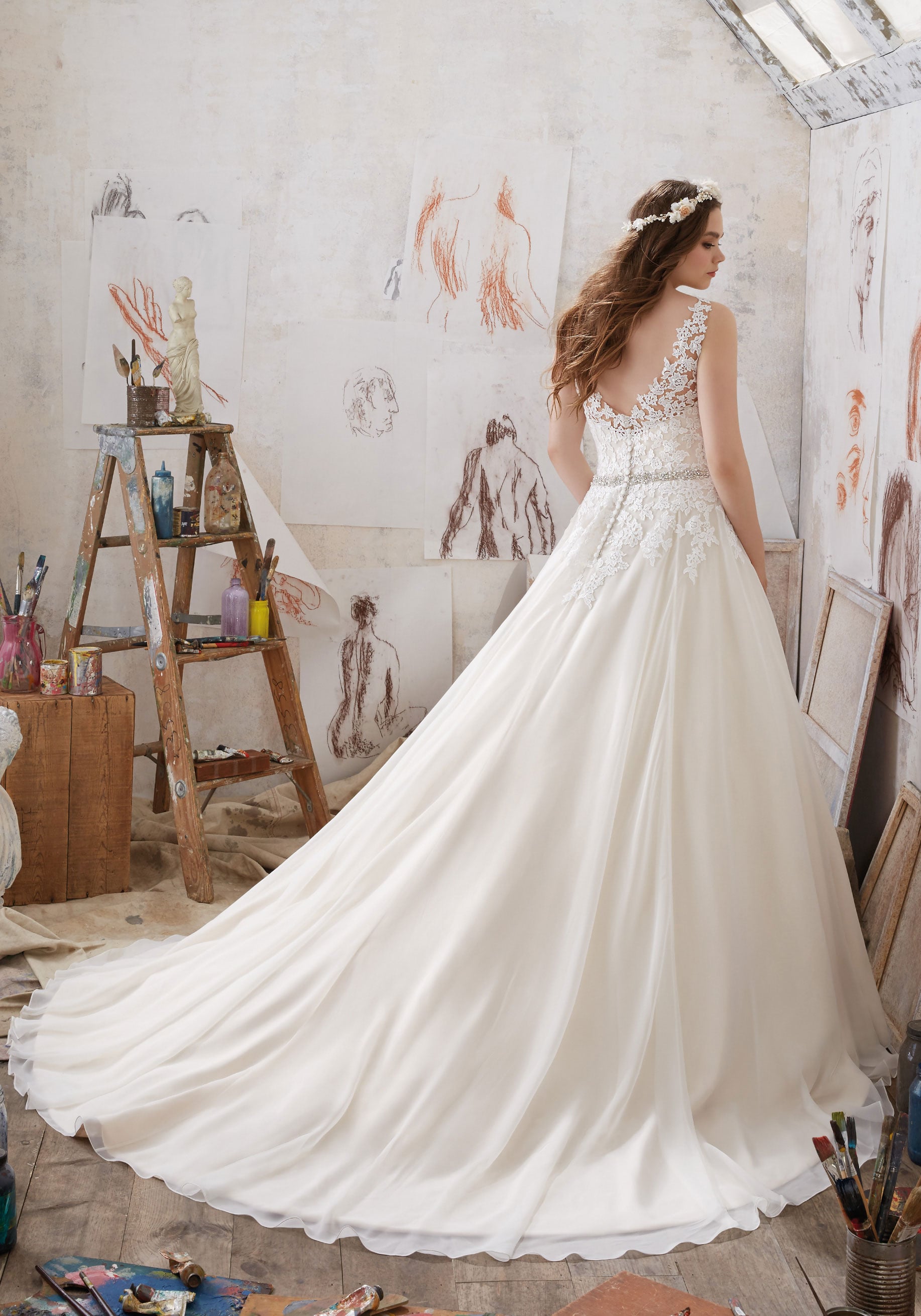 bride gown plus-size, plus-sized wedding dress 2017, morilee madeline gardner plus-size, madeline gardner bride, spring 2017 wedding dress plus-size, plus-size bride