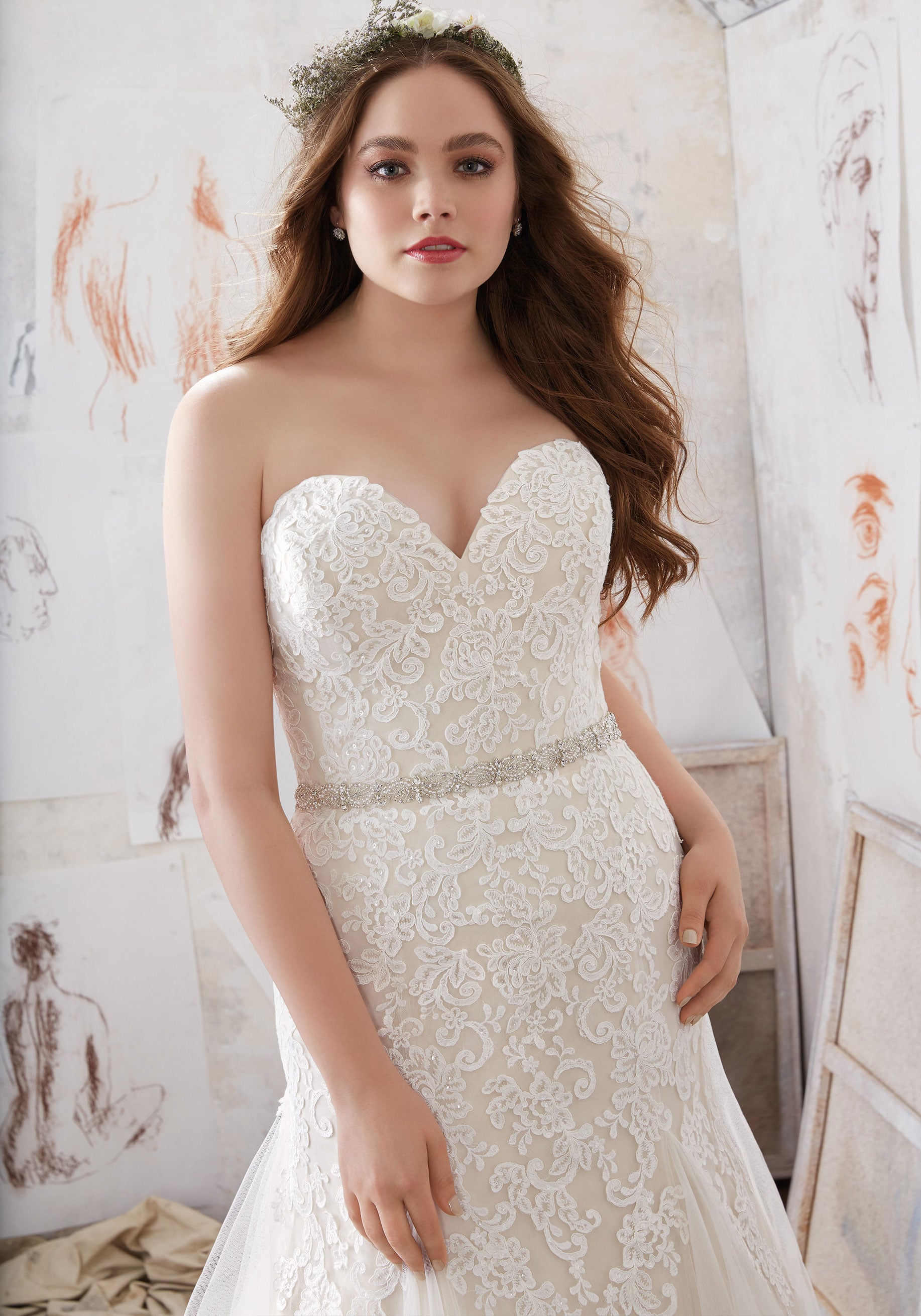 bride gown plus-size, plus-sized wedding dress 2017, morilee madeline gardner plus-size, madeline gardner bride, spring 2017 wedding dress plus-size, plus-size bride