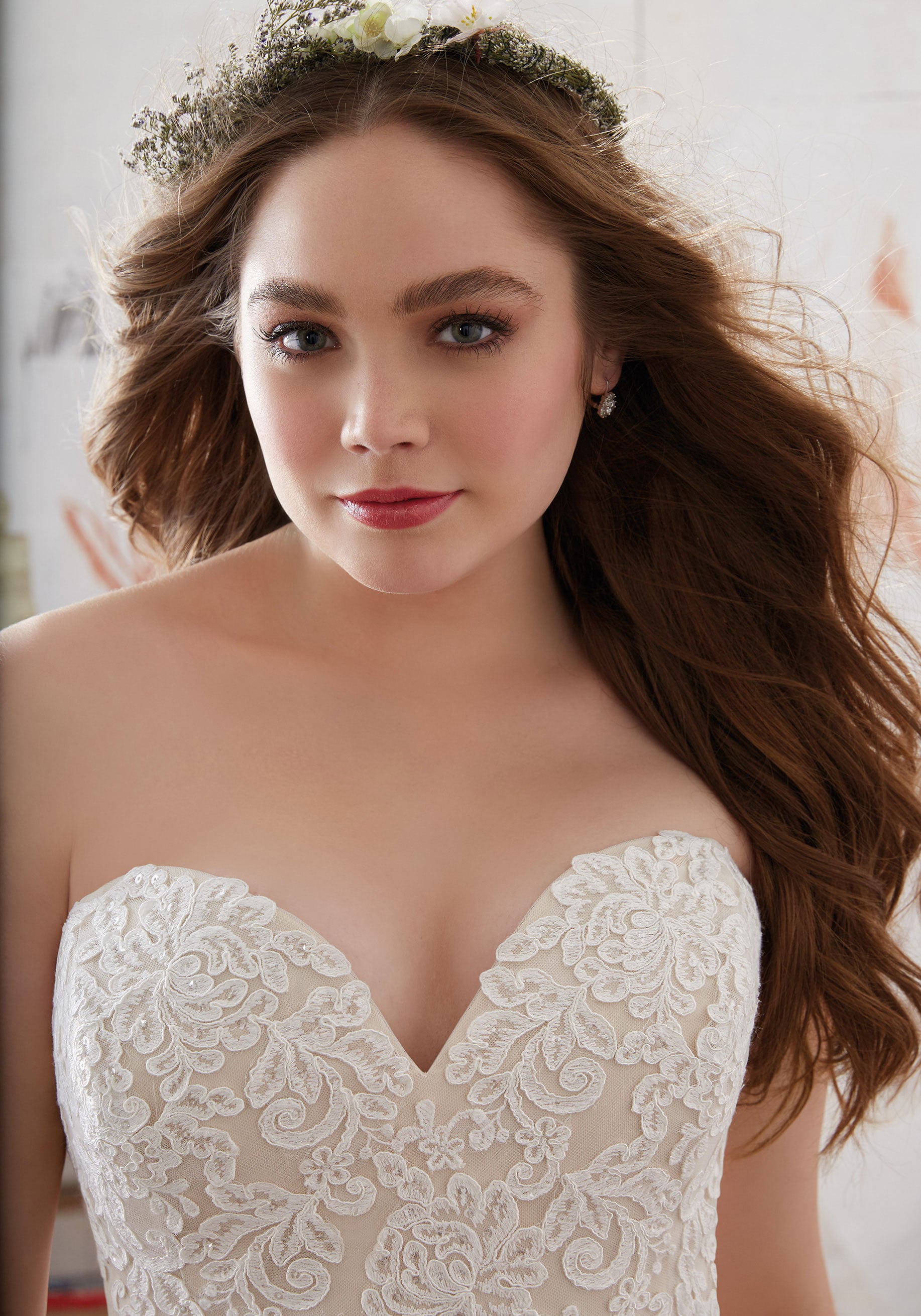 bride gown plus-size, plus-sized wedding dress 2017, morilee madeline gardner plus-size, madeline gardner bride, spring 2017 wedding dress plus-size, plus-size bride