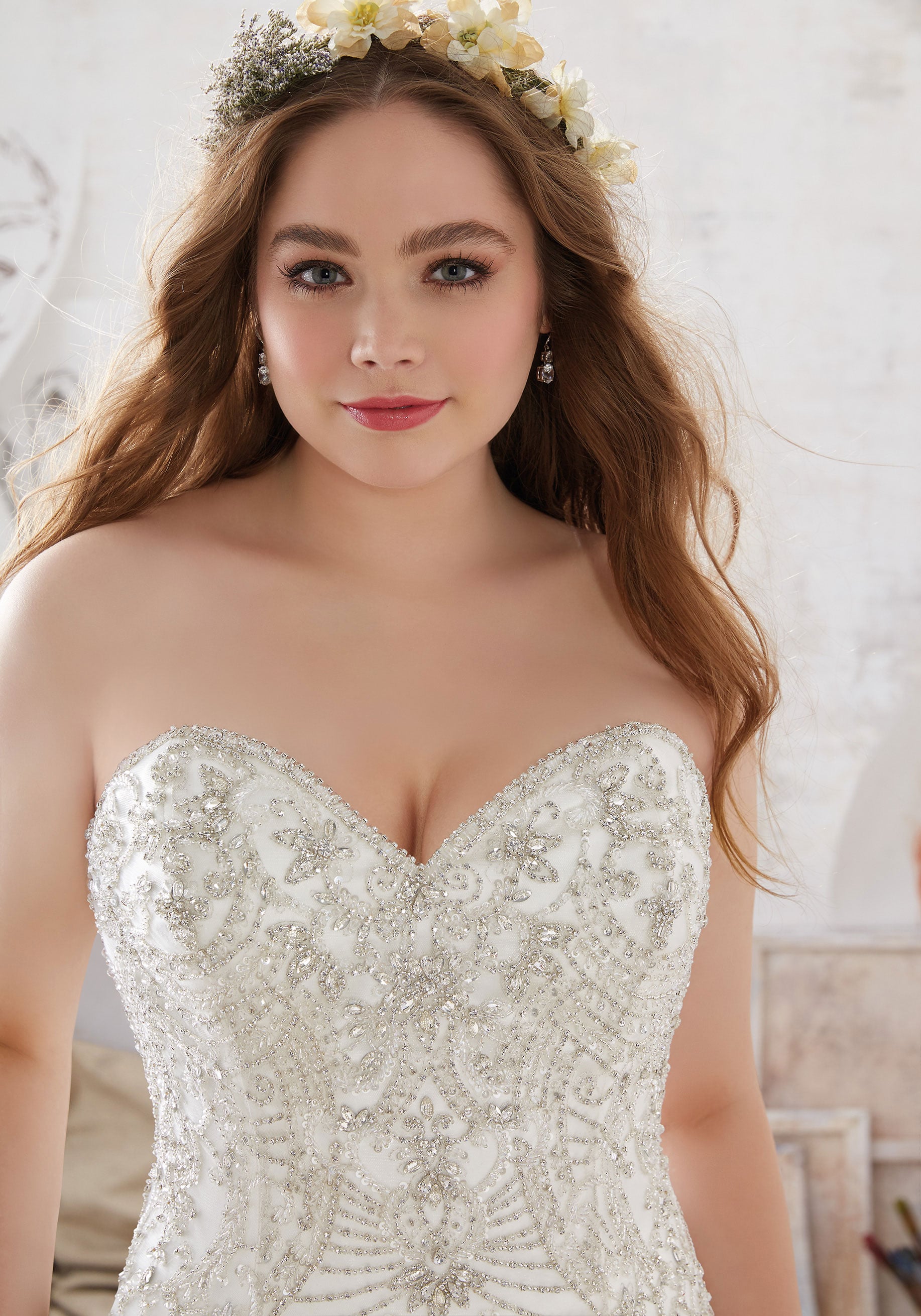 bride gown plus-size, plus-sized wedding dress 2017, morilee madeline gardner plus-size, madeline gardner bride, spring 2017 wedding dress plus-size, plus-size bride