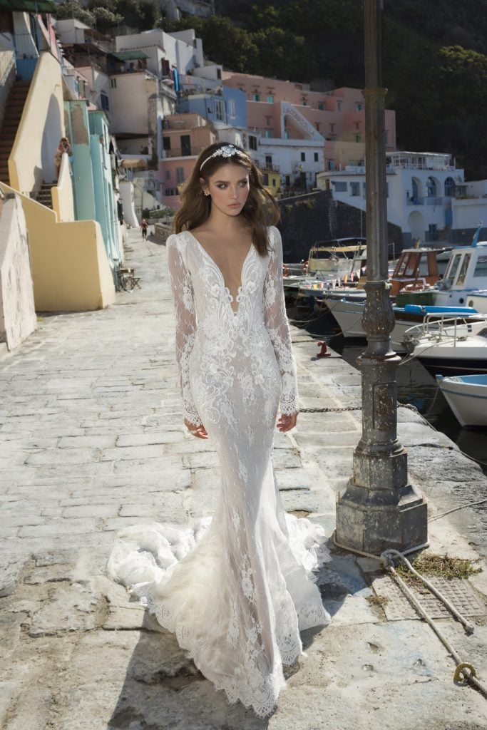 julie vino wedding, julie vino bride, julie vino 2017, julie vino gowns, julie vino wedding gown