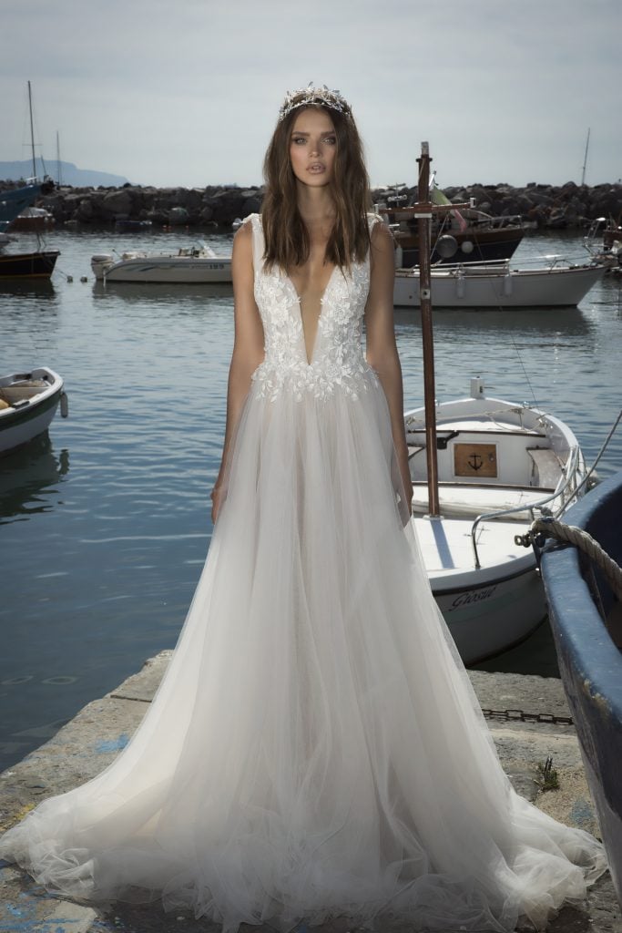 julie vino wedding, julie vino bride, julie vino 2017, julie vino gowns, julie vino wedding gown