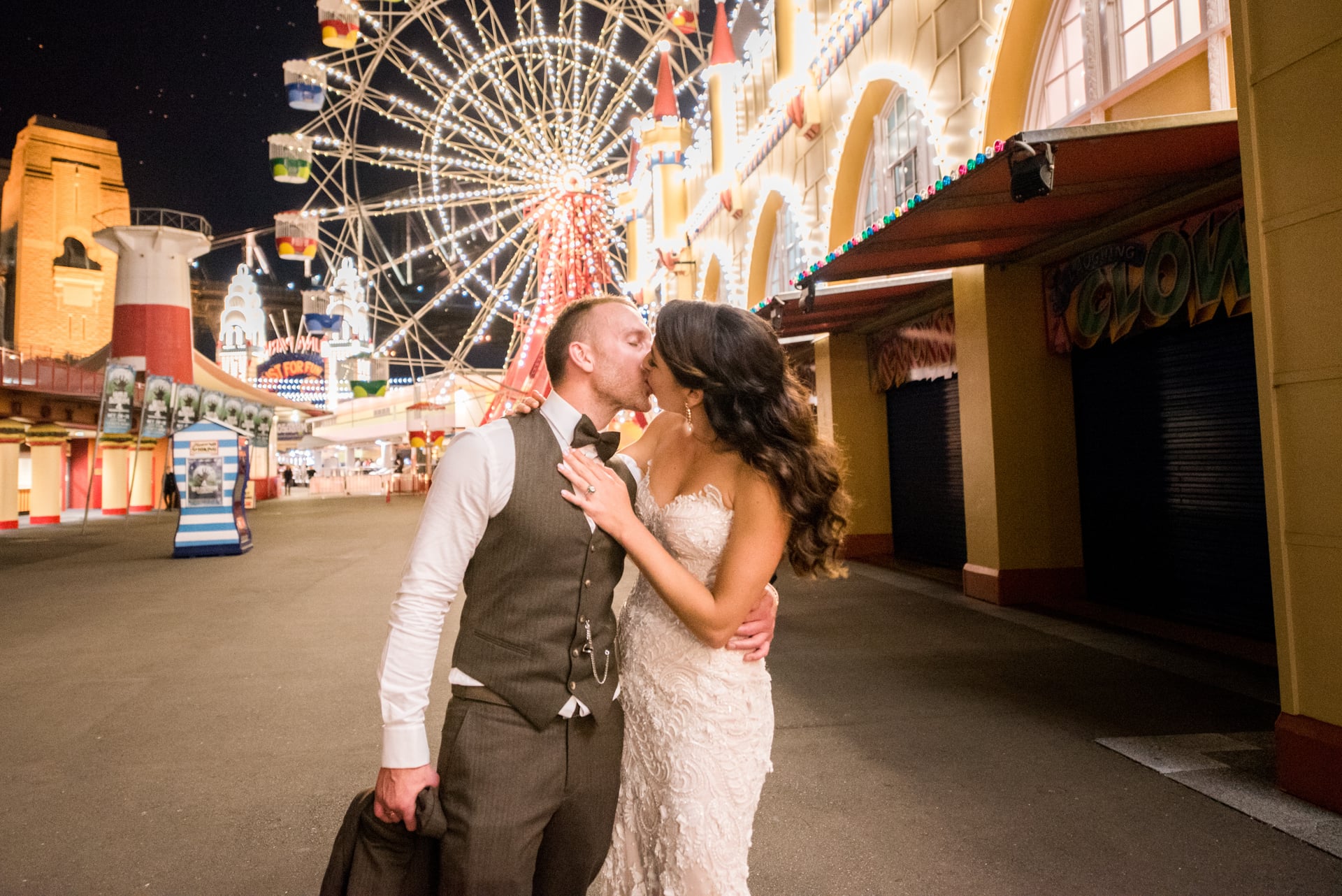 luna park wedding