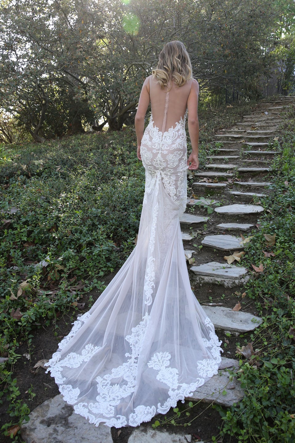 Erin Cole Fall 2017 New York Bridal Week Wedding Dress Collection