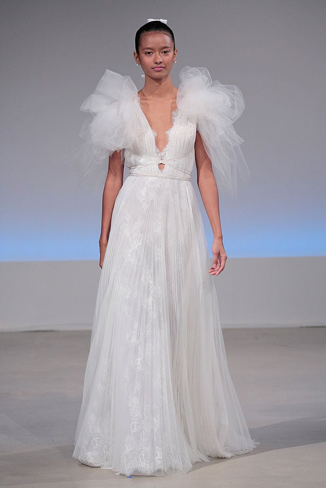Isabelle Armstrong all 2017 New York Bridal Week Wedding Dress Collection Annabelle Dress