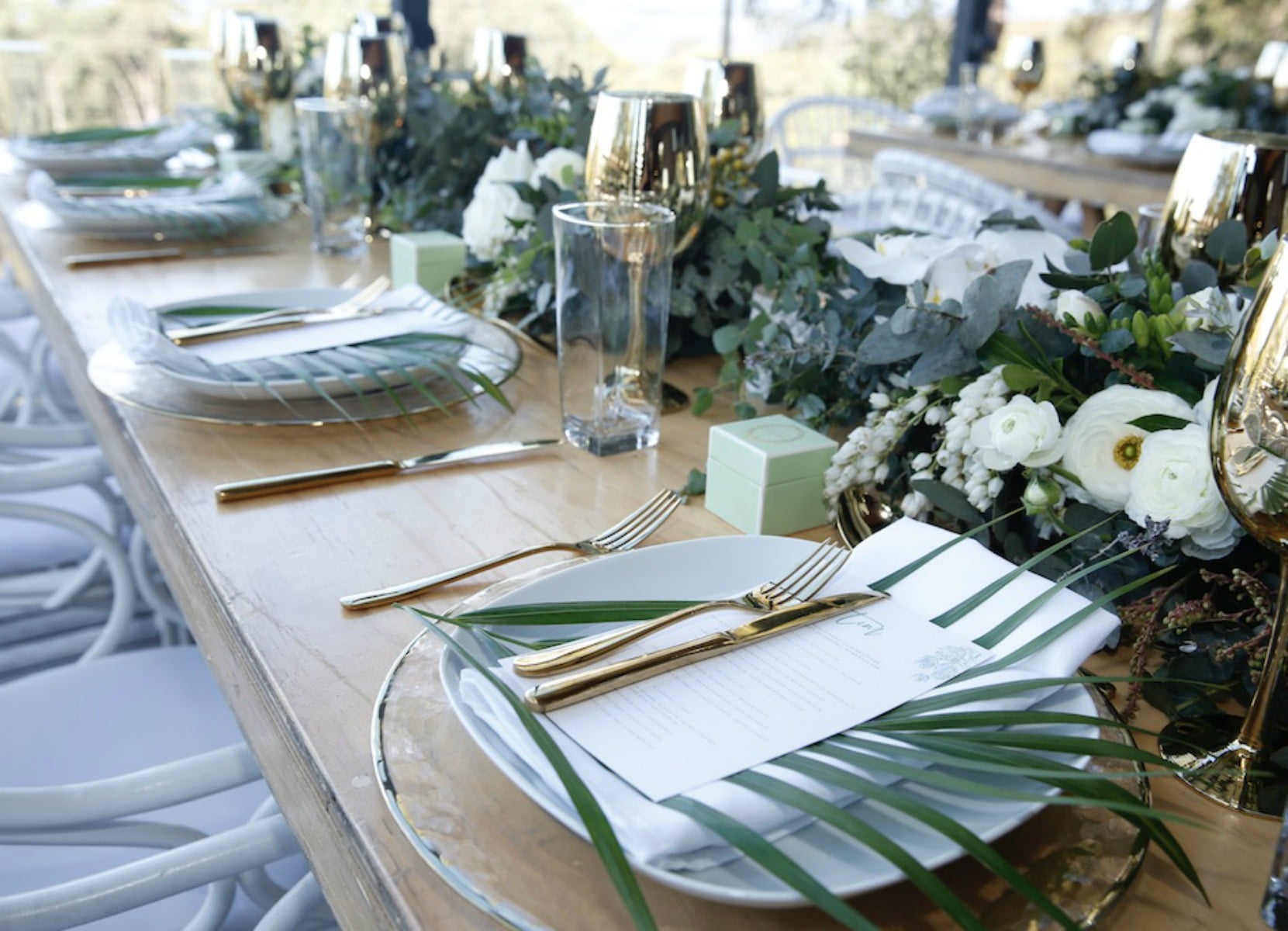 diy wedding, viral wedding, wedded wonderland real wedding, wedded wonderland editor wedding, heather anschau wedding, blue mountains wedding, lillian khallouf wedding, lillian khallouf bride, image haus wedding, the story of us wedding, sophia webster wedding bride, oscar de la renta bride, le rose bride robes, sant elia wedding, samantha wills bride, crazy about flowers wedding, matthew ely wedding ring, mazii collection wedding, contemporary wedding, editor wedding, outdoor wedding, Australian wedding, mountain wedding, bushland wedding, white and gold wedding