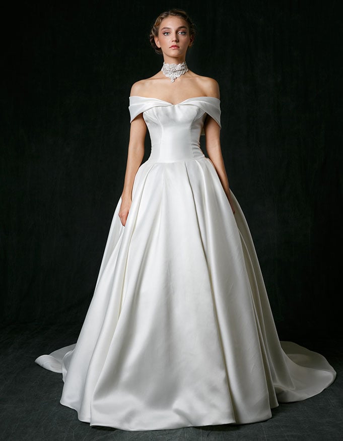 Sareh Nouri Fall 2017 New York Bridal Week Wedding Dress Collection