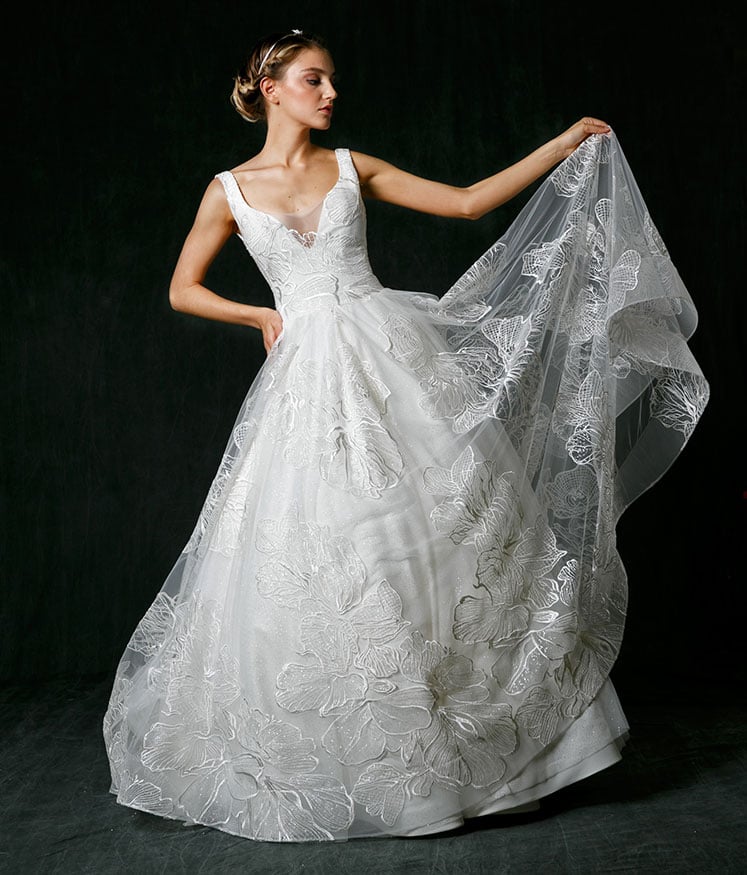 Sareh Nouri Fall 2017 New York Bridal Week Wedding Dress Collection