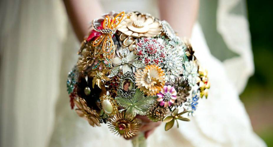 brooch