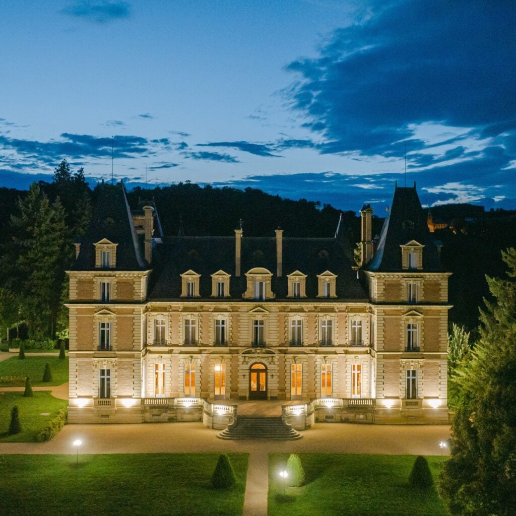 10 Jaw-Dropping European Castle Destination Wedding Venues